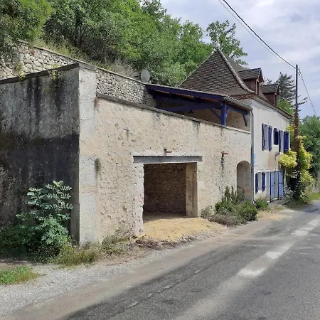 Les Volets Bleus, Family * Crégols