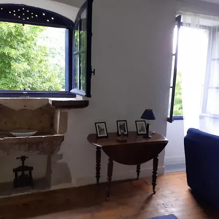 Les Volets Bleus, Family Holiday home