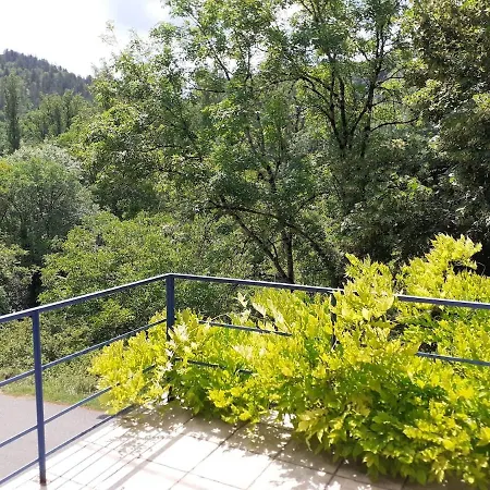 Les Volets Bleus, Family Holiday home Cregols